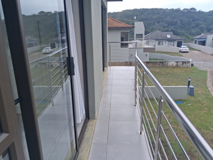 To Let 3 Bedroom Property for Rent in Winterstrand Eastern Cape